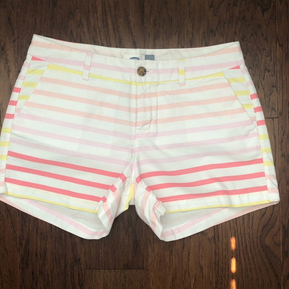 Old Navy Striped Shorts Size 6